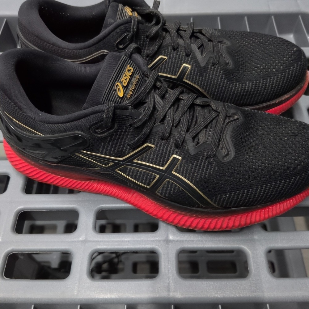 Asics Men's Size 11.5 MetaRide Black/Red  Shoes 1011A142